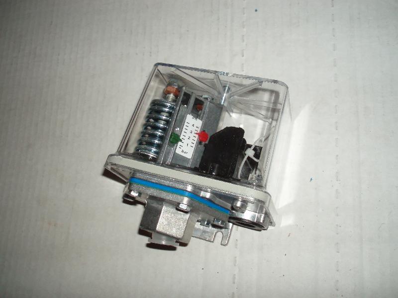 Датчик давления тип FF4-4 0,22-4 3/8М