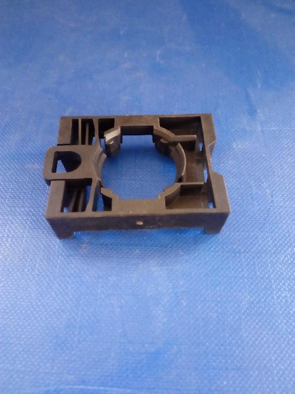 Фиксатор контактор М22